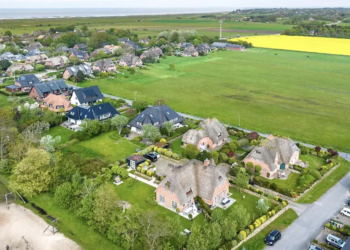 Greta S Hues Archsum